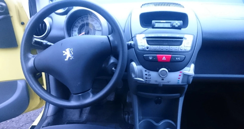 Peugeot 107 cena 11850 przebieg: 183000, rok produkcji 2009 z Tarnów małe 742